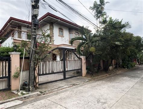 6 listings: House lores antipolo .
